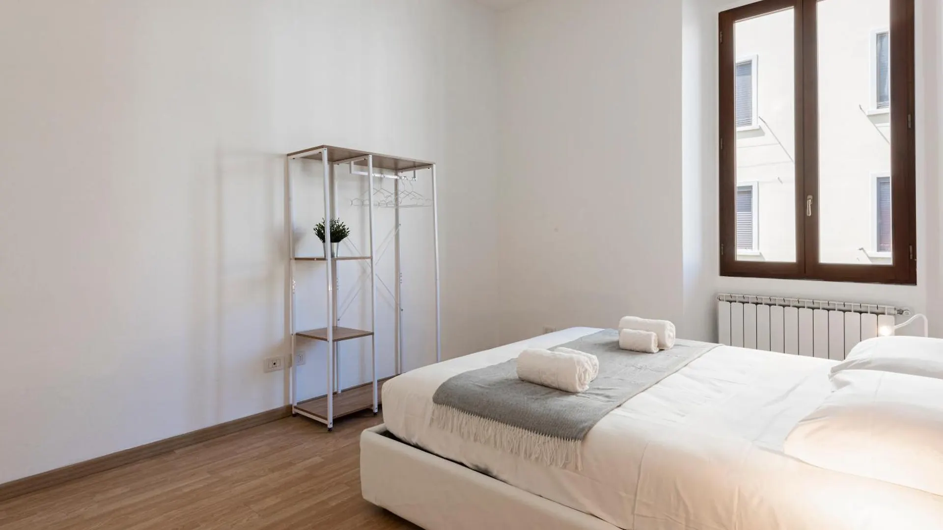 The Luxor Suites - Corsica Florence