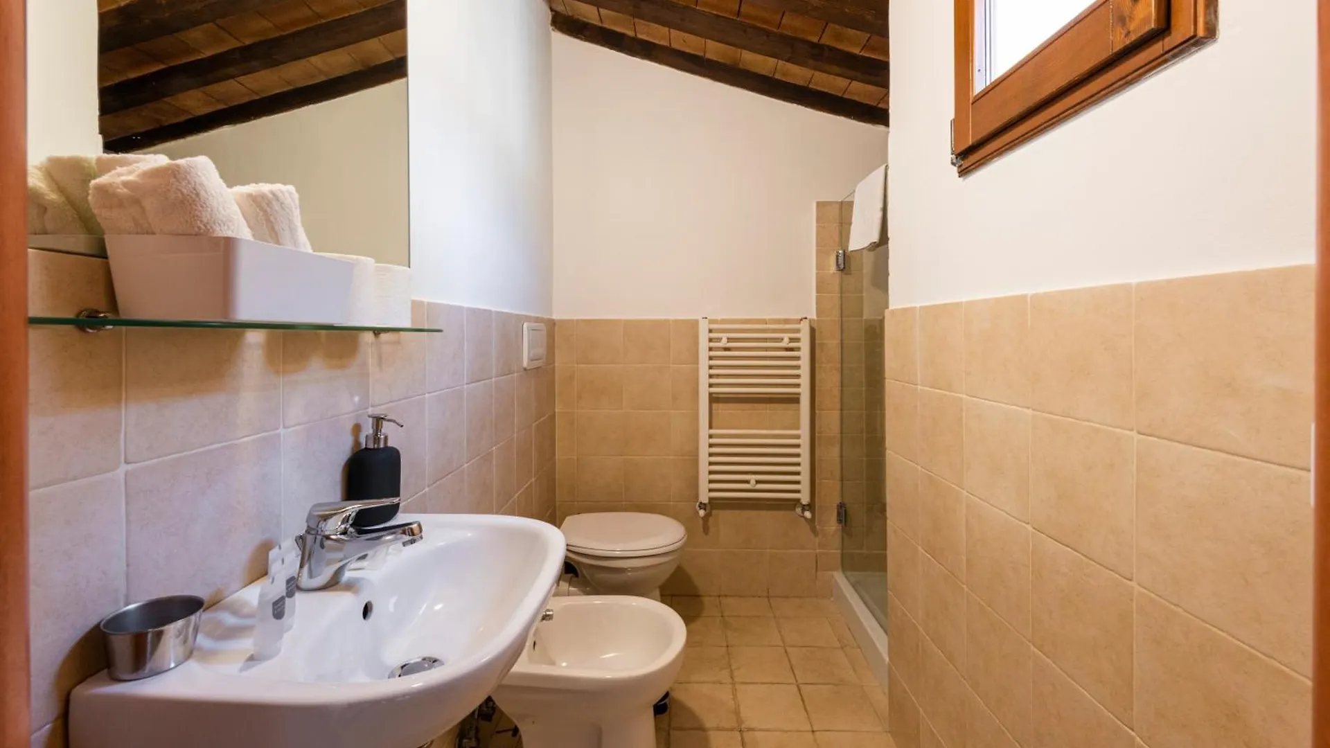The Luxor Suites - Corsica Firenze 0*,  Italia